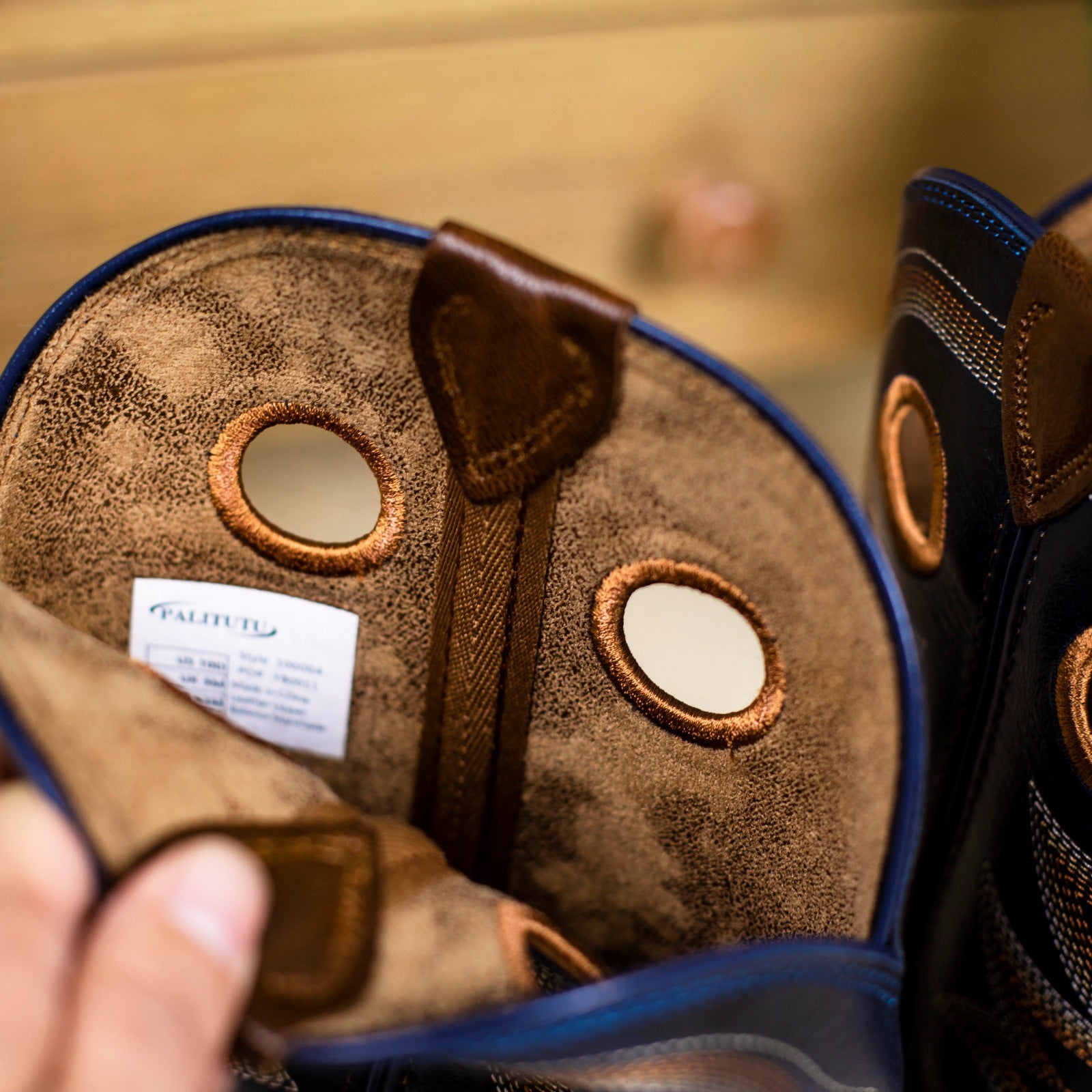 Palitutu Estate Boots