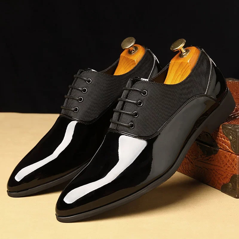 Two-Tone Oxford Shoes